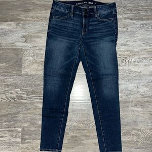 American Eagle dark wash skinny jean